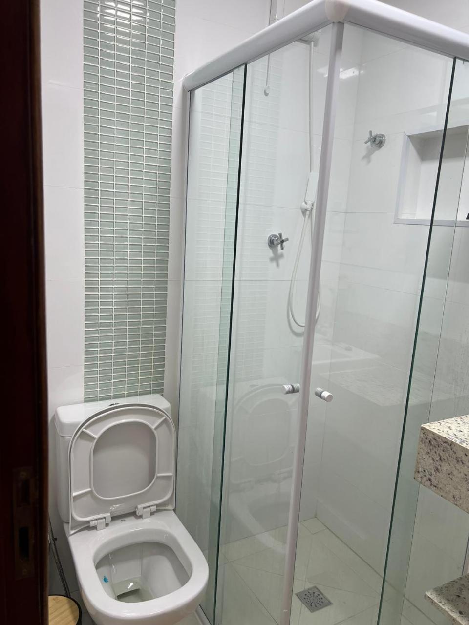 Beleza De Apartamento 300 Metros Da Praia Guaruja Ngoại thất bức ảnh